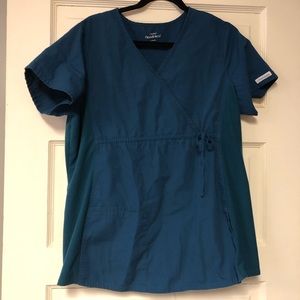 MATERNITY scrub top!